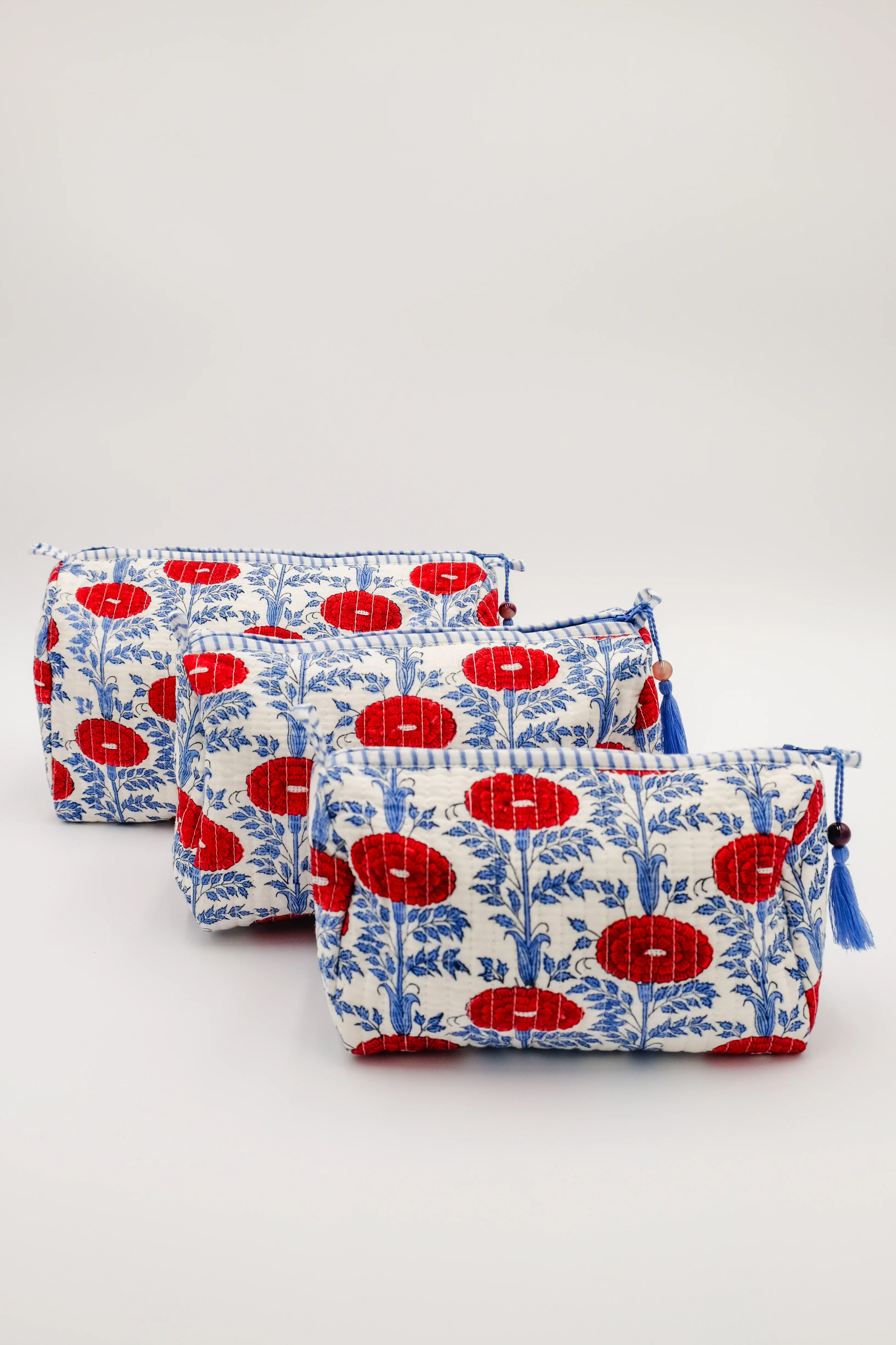 Araminta Toiletry Bag - Red - Image 2