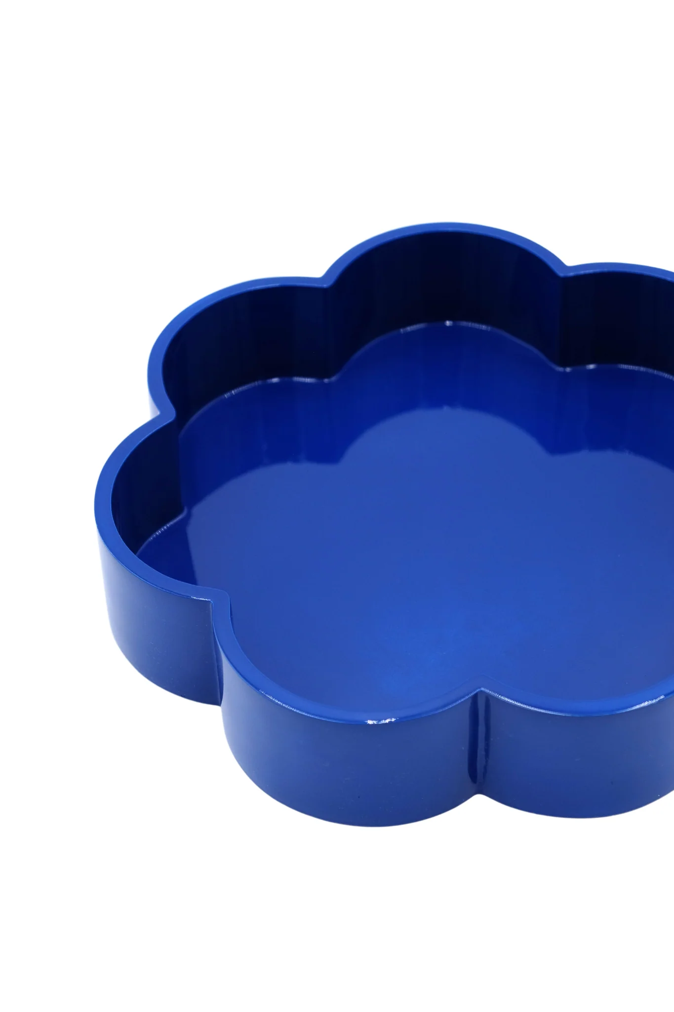 Cobalt Blue Flower-Shaped Lacquerware Tray - Image 3