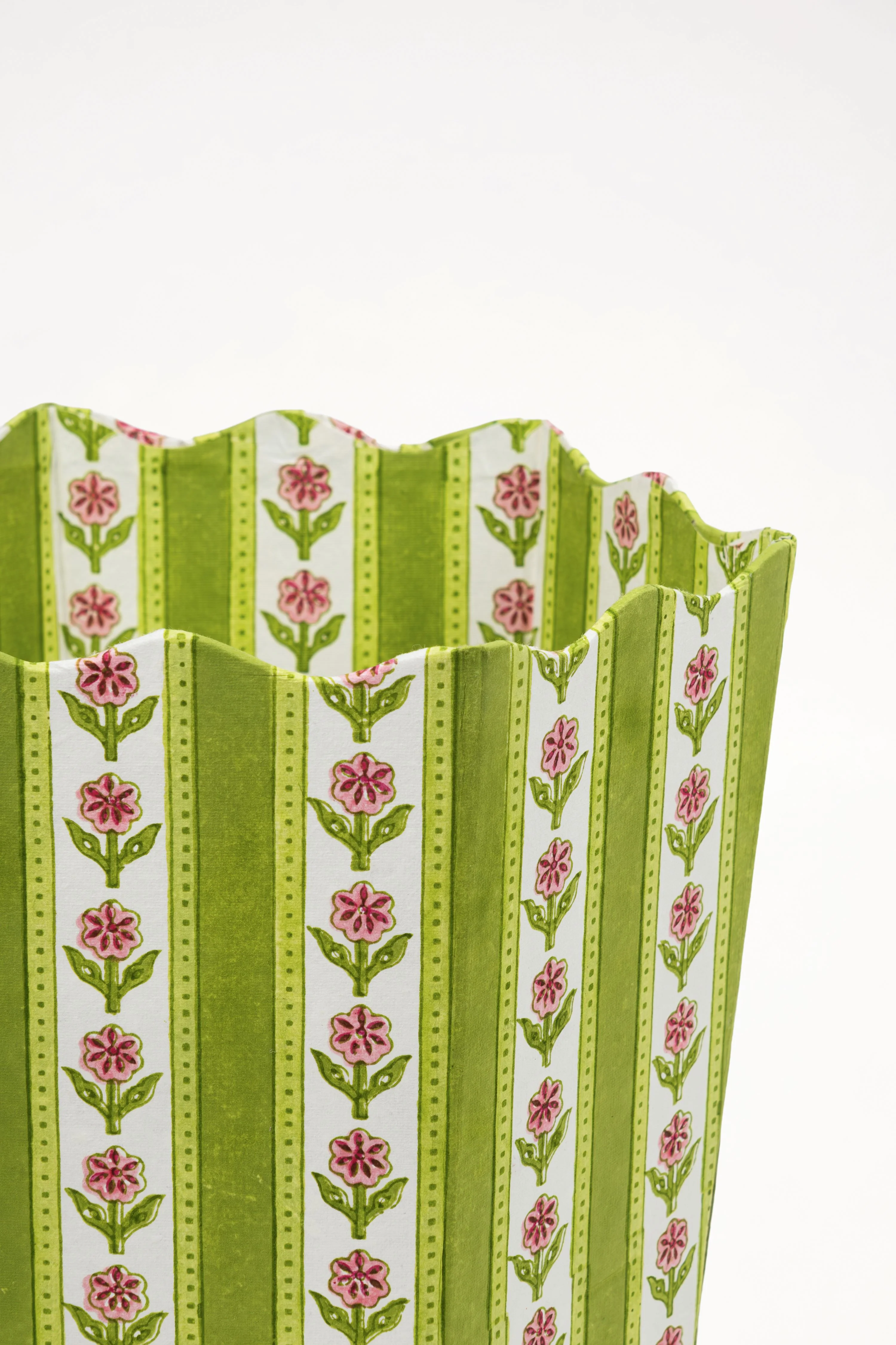 Cottage Garden Blockprint Scallop Waste Bin / Storage Bin in Green - Image 2