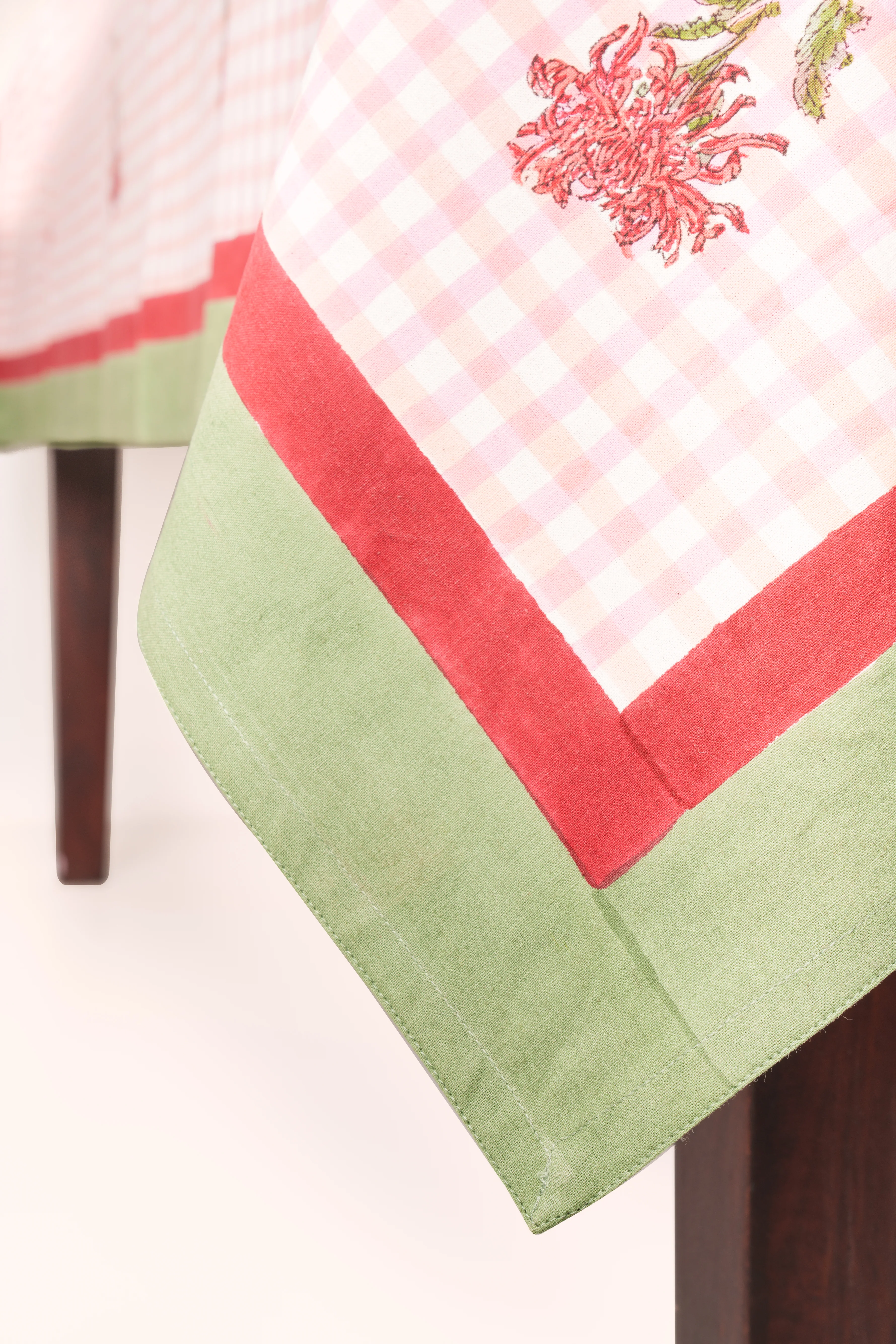 Dahlia Gingham Tablecloth - Image 5