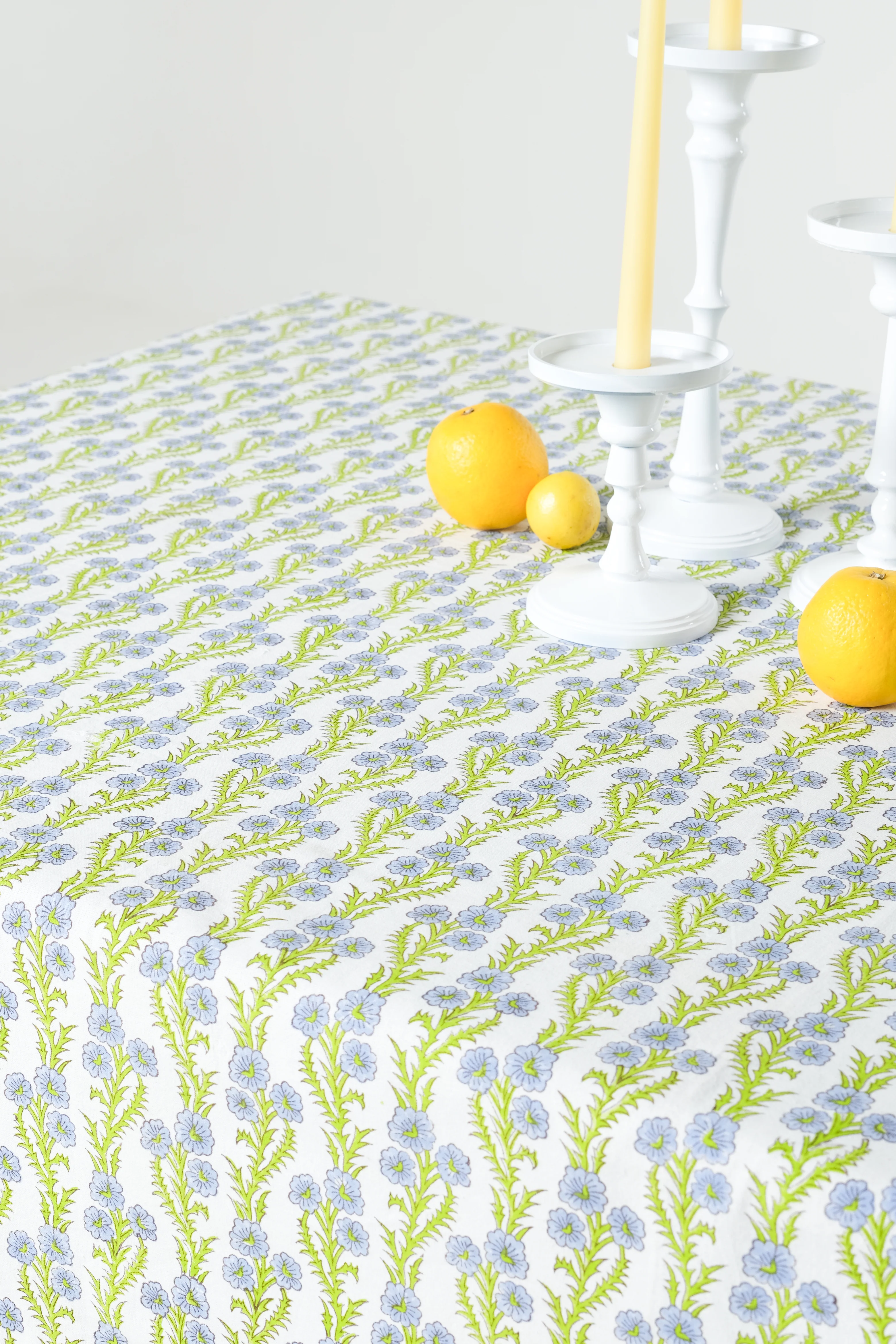 Forget-Me-Not Scallop Embroidered Blockprint Tablecloth - Image 3