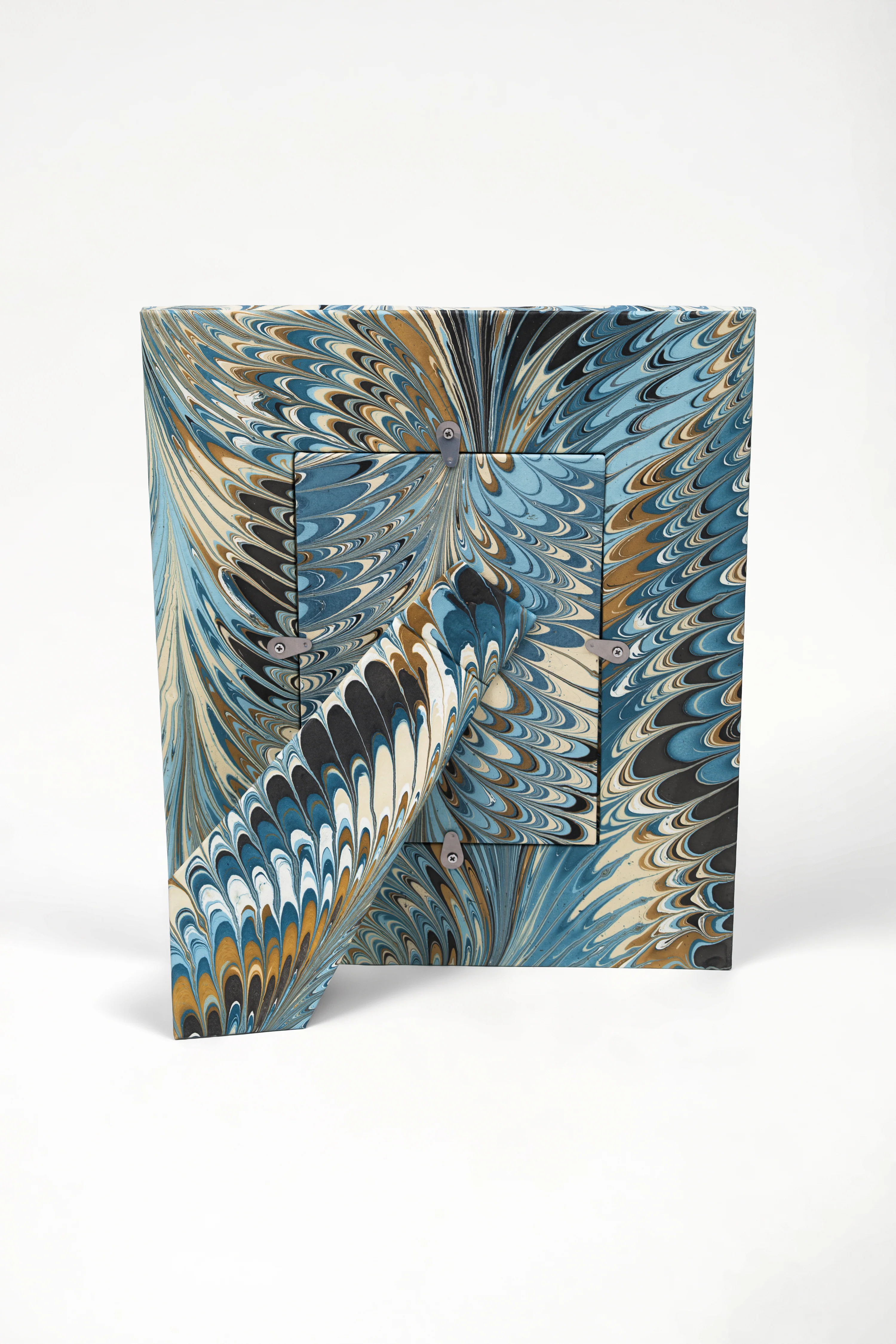 Hand-Marbled Large Wall Picture Frame in Nila Feathers, 5x7 - Image 3