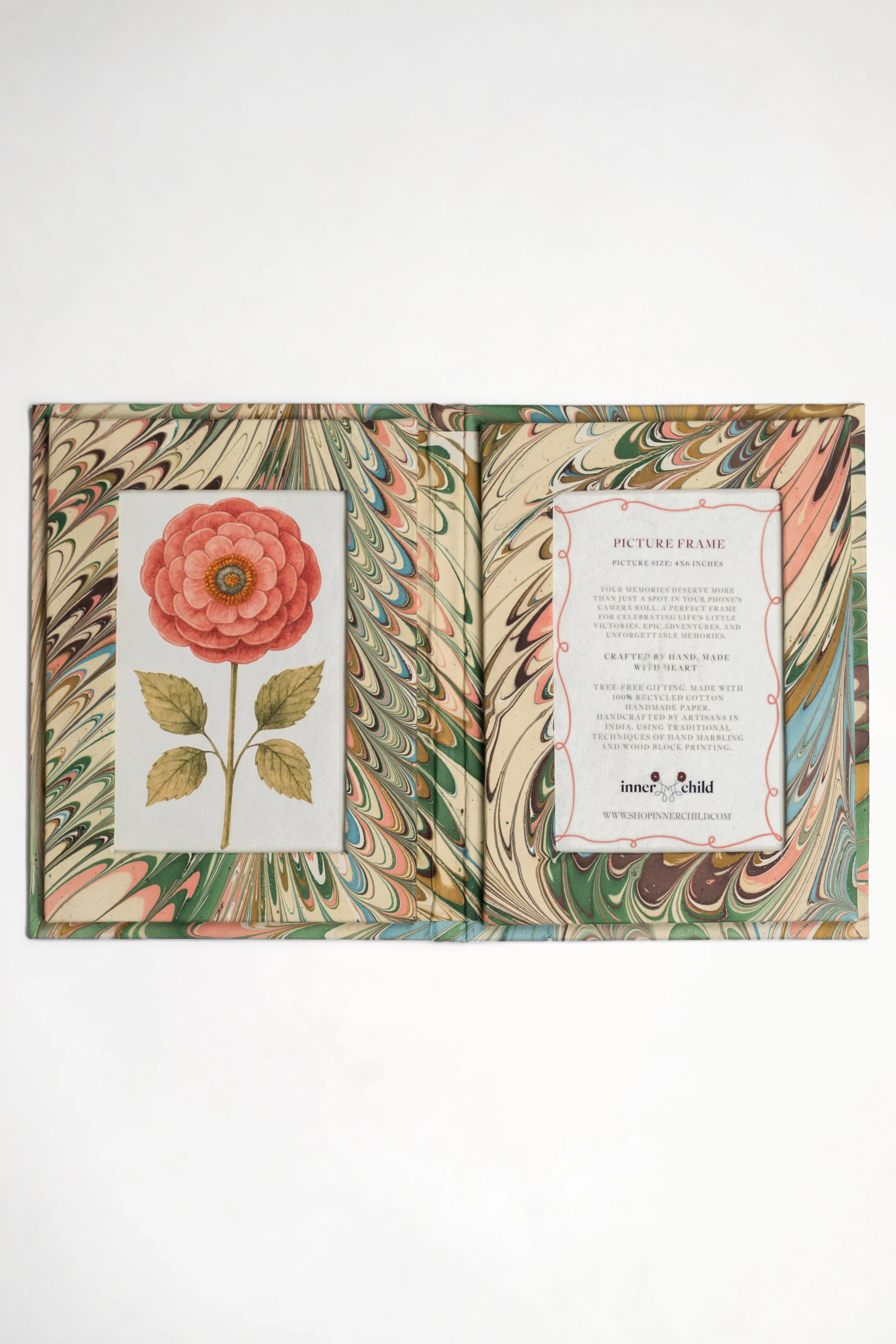 Hand-Marbled Picture Frame Folding Book, 4x6 in Flatiron Feathers - Image 2