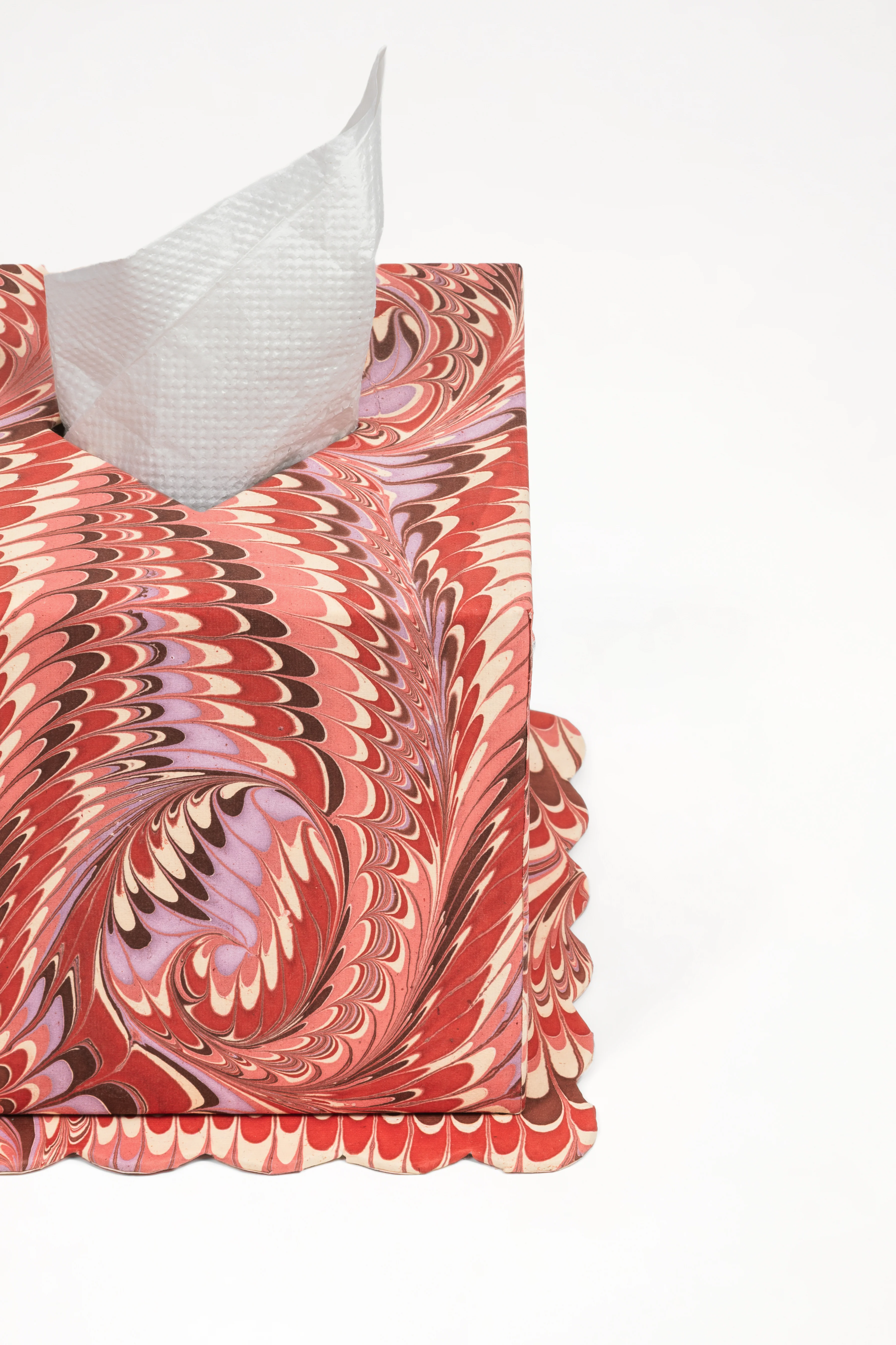 Hand-Marbled Scallop Tissue Box Cover in Florentine Pink - Image 2