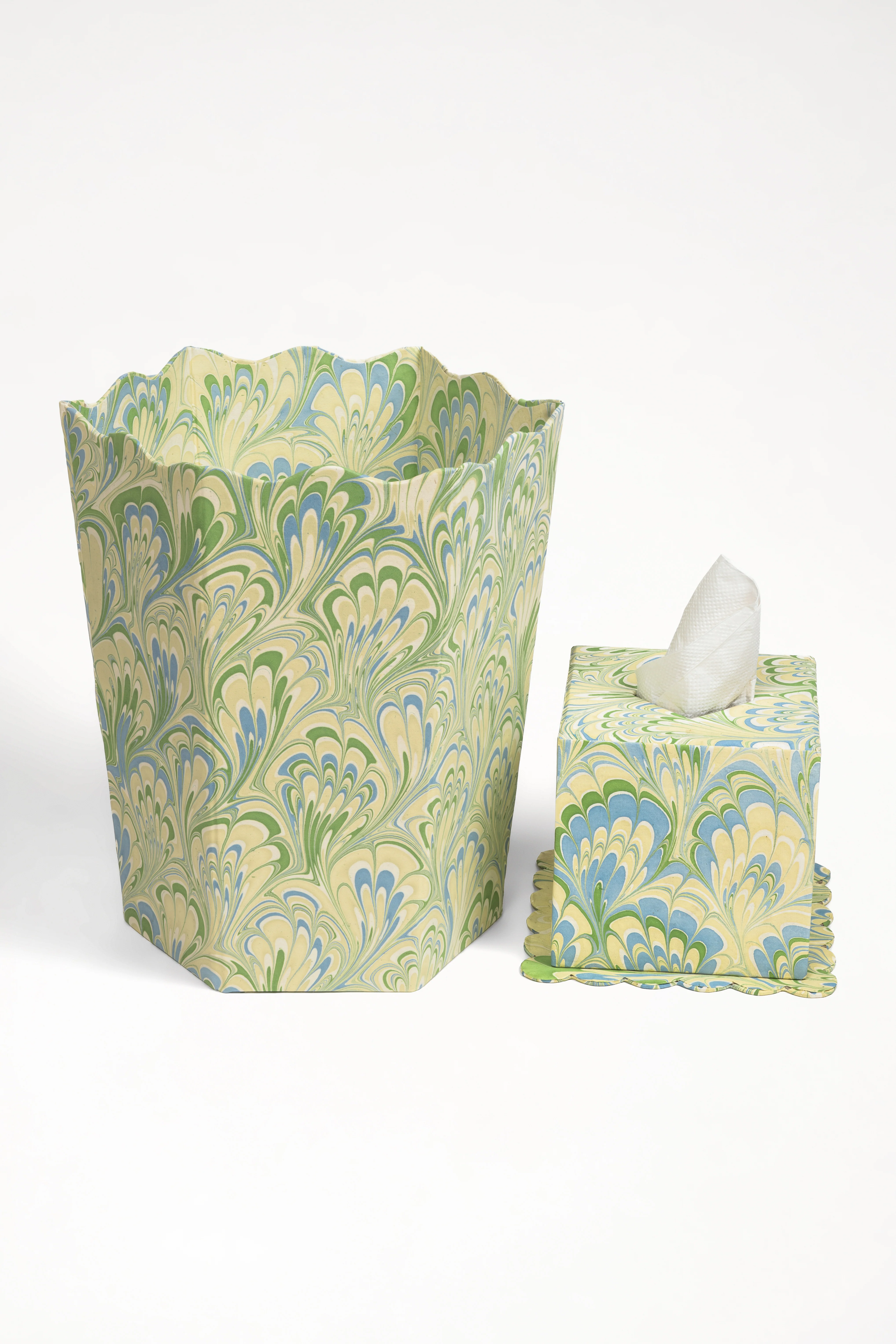 Hand-Marbled Scallop Tissue Box Cover in Seaglass Peacock - Image 3