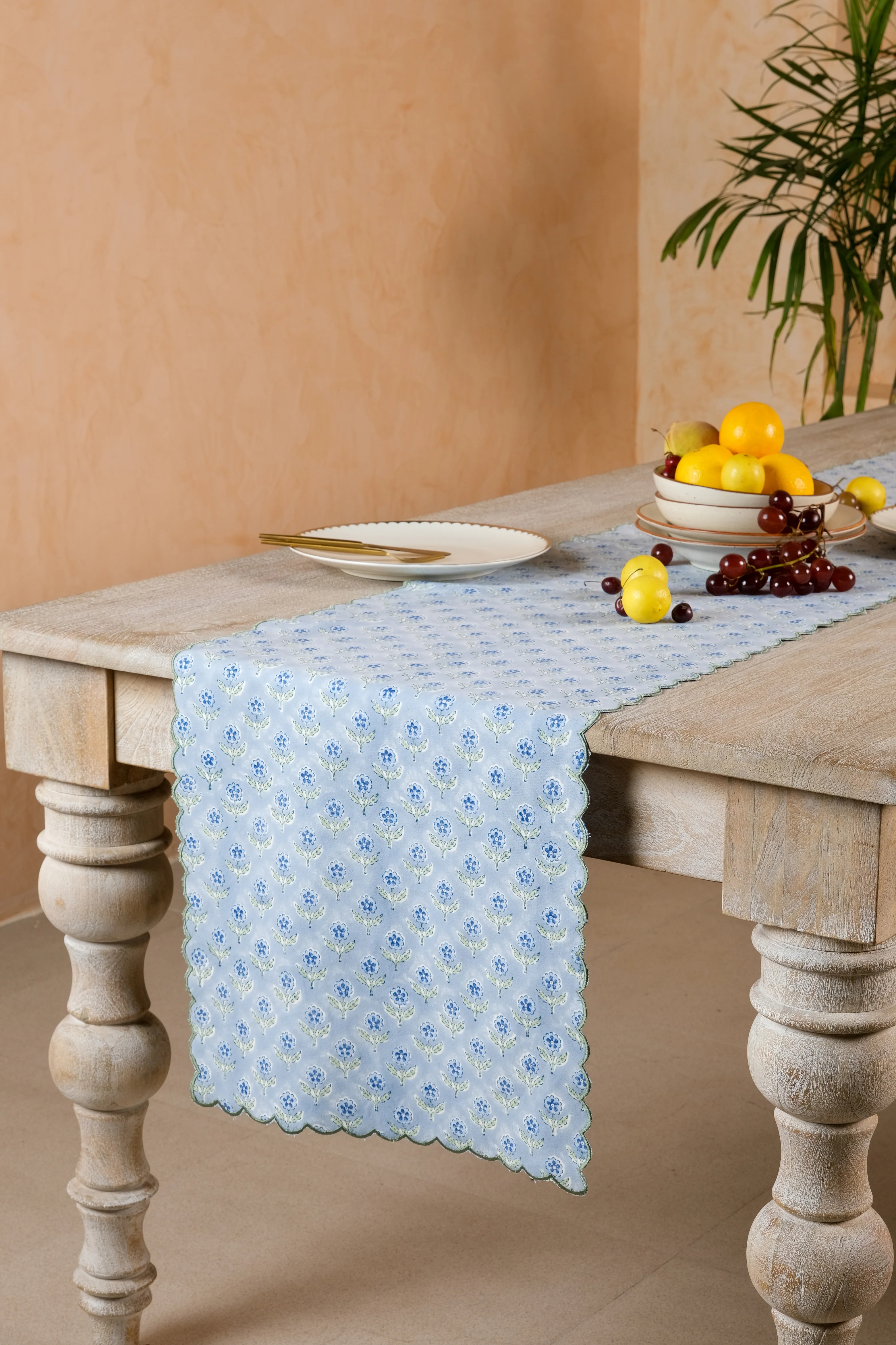 Mona Scallop Embroidered Blockprint Tablerunner in Blue