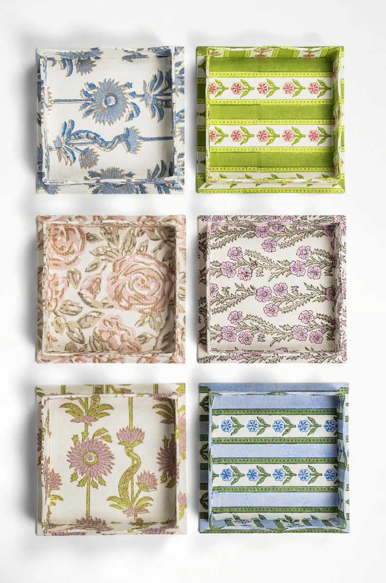 Nesting Scalloped Cottage Garden Blockprint Trays - Image 4