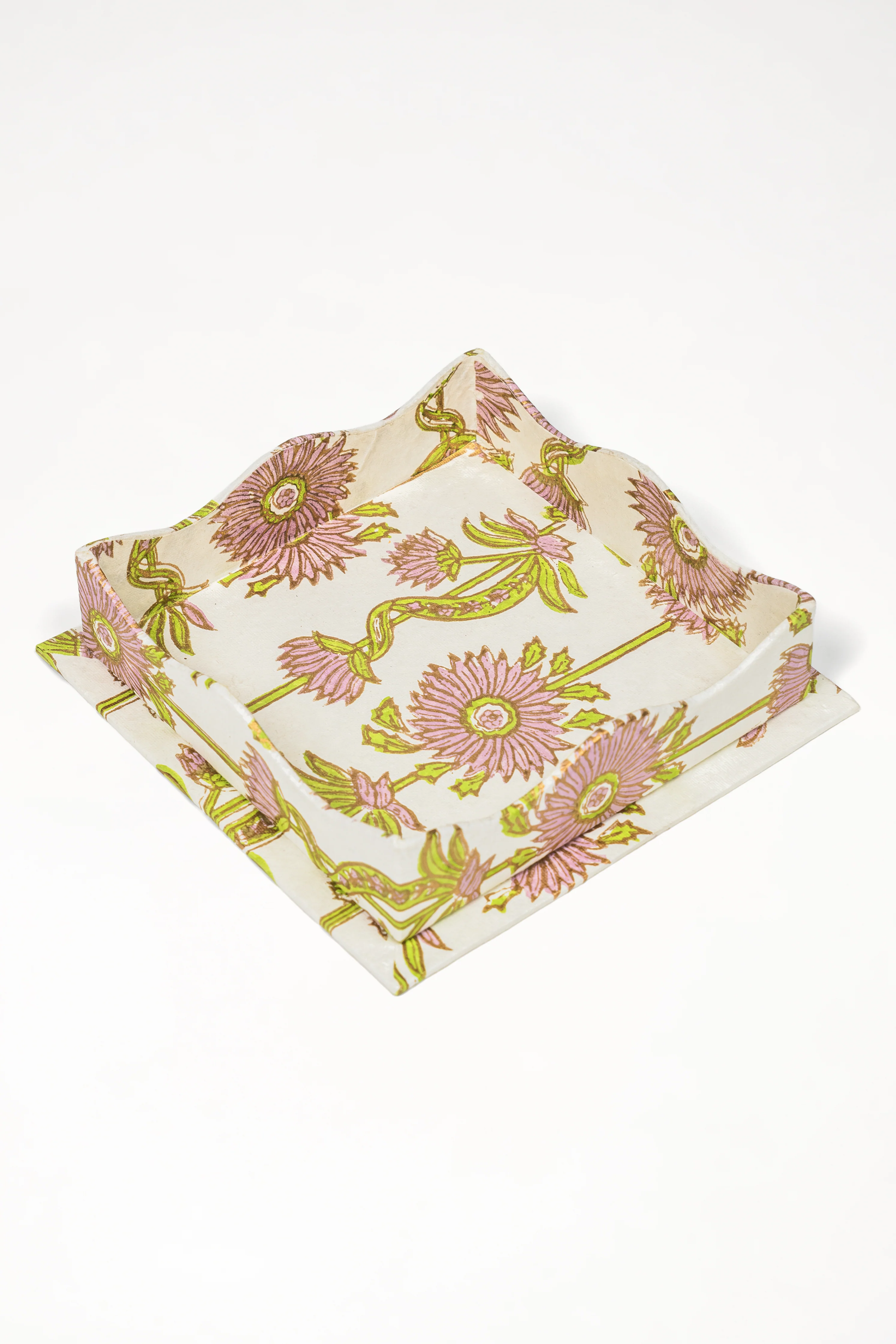 Nesting Scalloped Floral Vines Blockprint Trays in Lilac Purple - Image 3