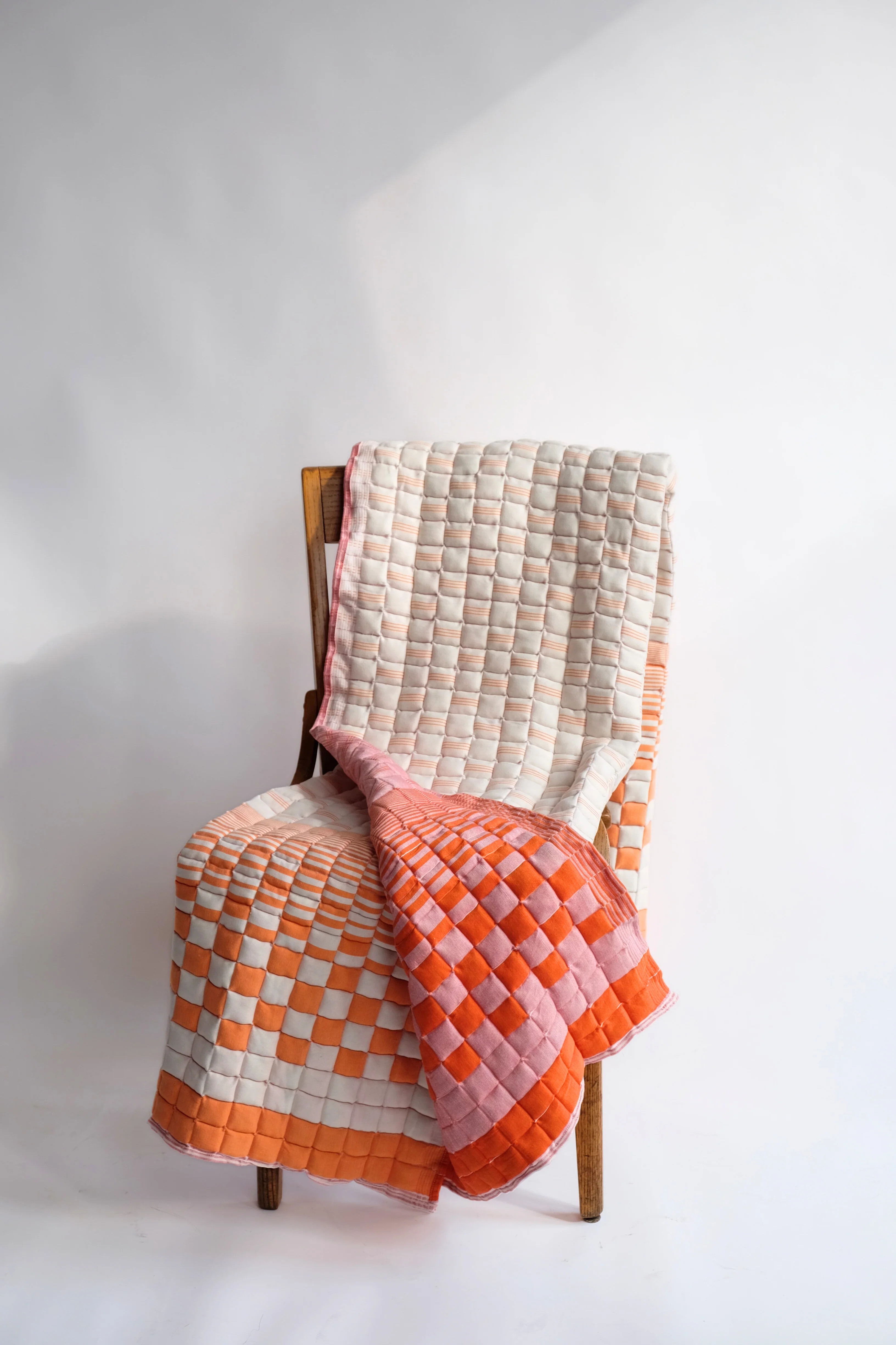Bold Orange and Pink Reversible Sujani Quilt - Image 3