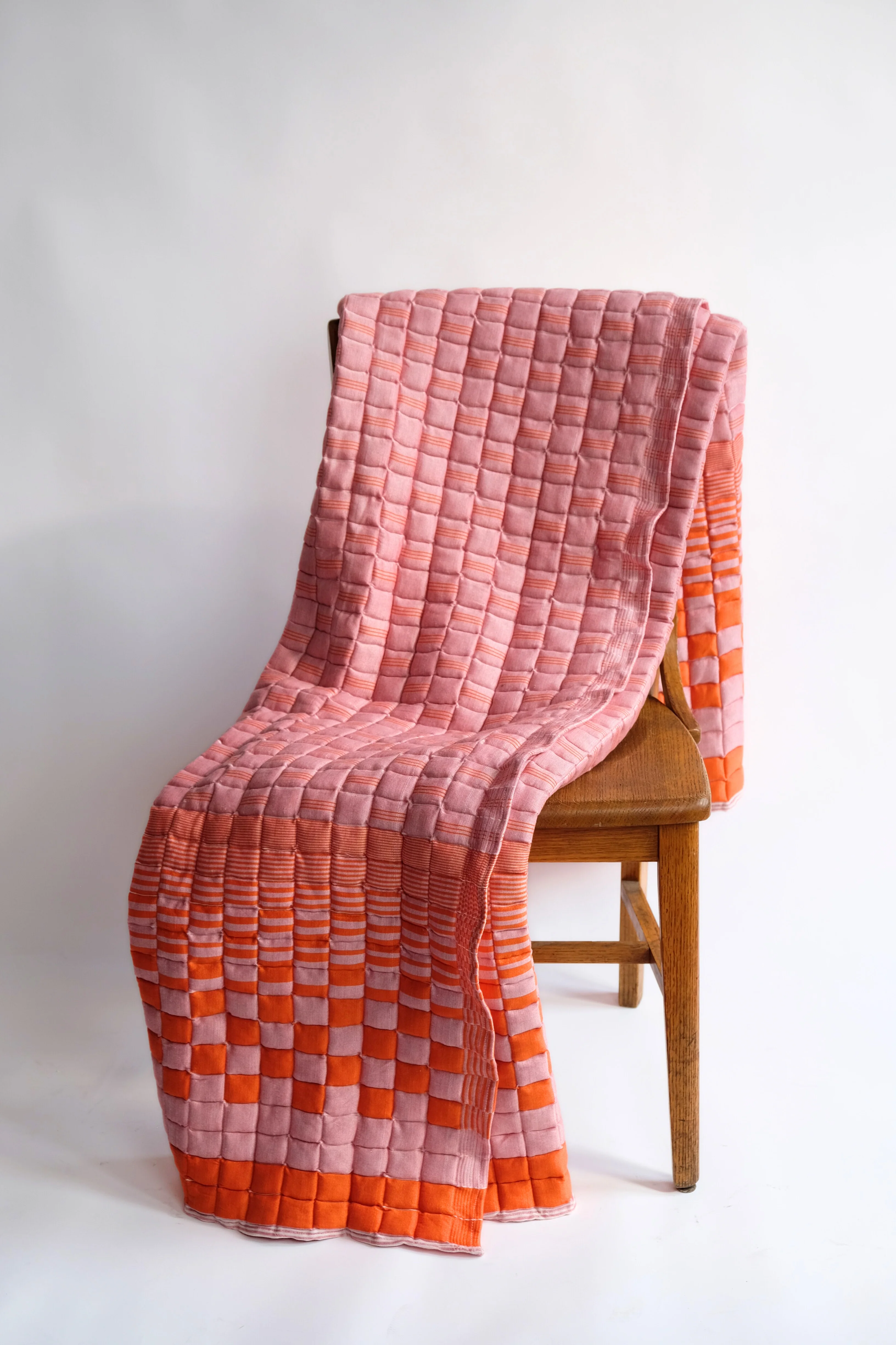 Bold Orange and Pink Reversible Sujani Quilt - Image 5