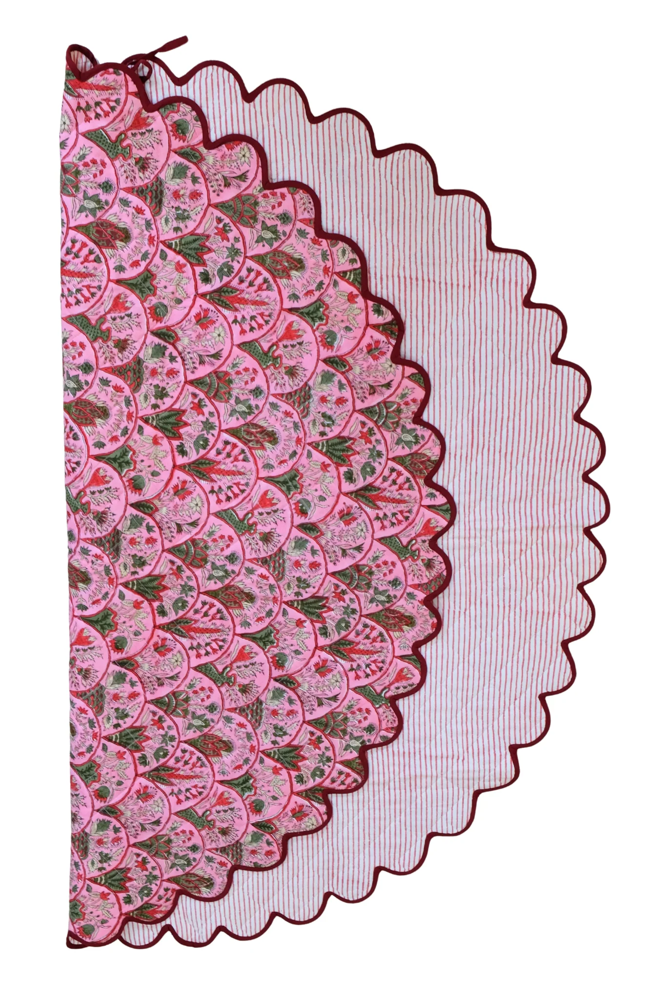Scalloped Blockprint Quilted Tree Skirt in Reversible Holiday Arch and Stripes - Image 3