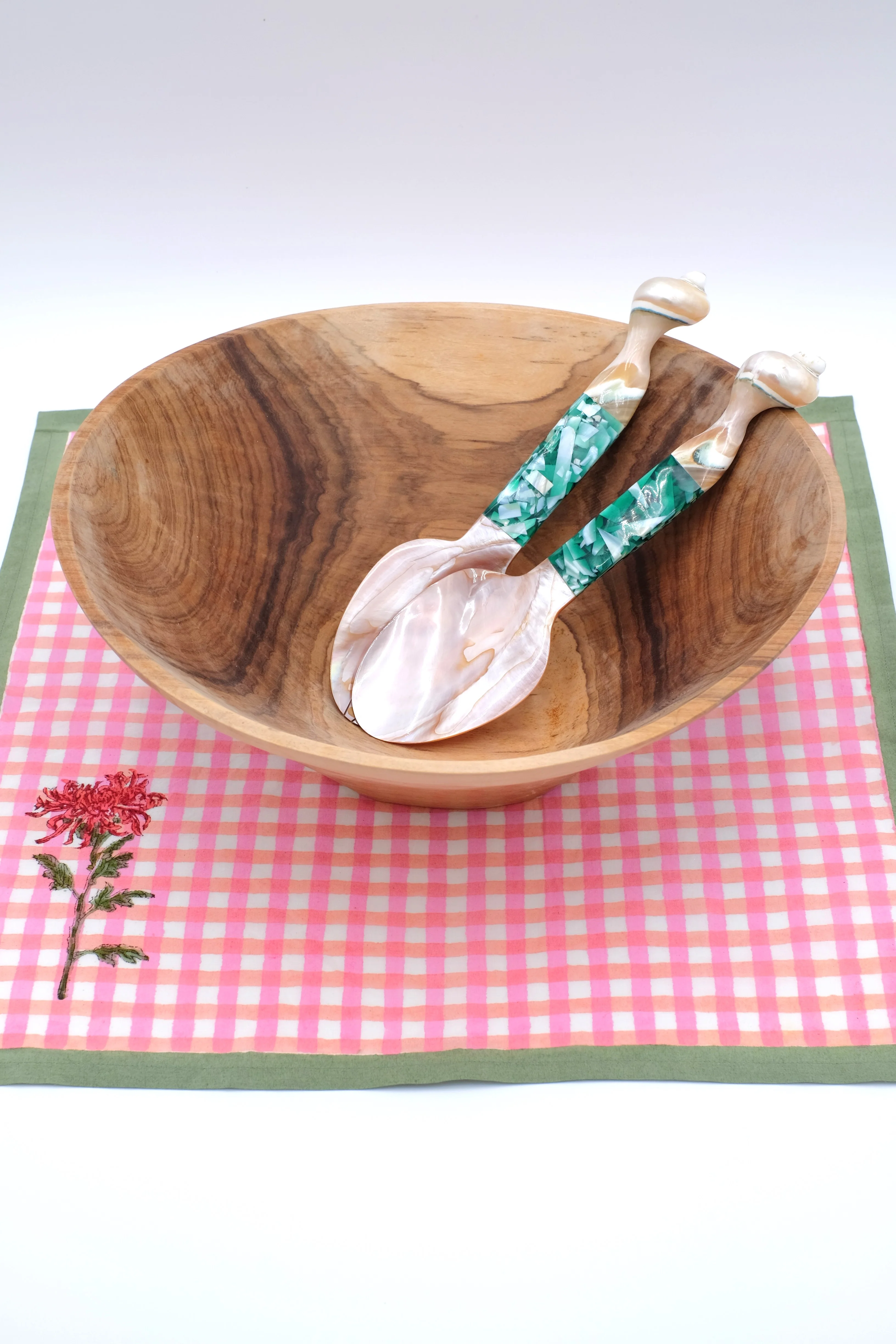 Seashell Serving Set in Green - Image 3